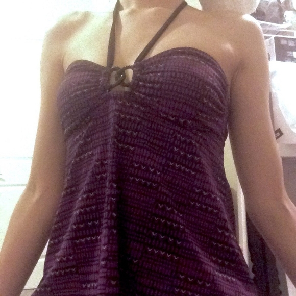 SOLD - 3/$25 🌺🔻Babydoll magenta swim top🔺🏝 - Picture 2 of 3